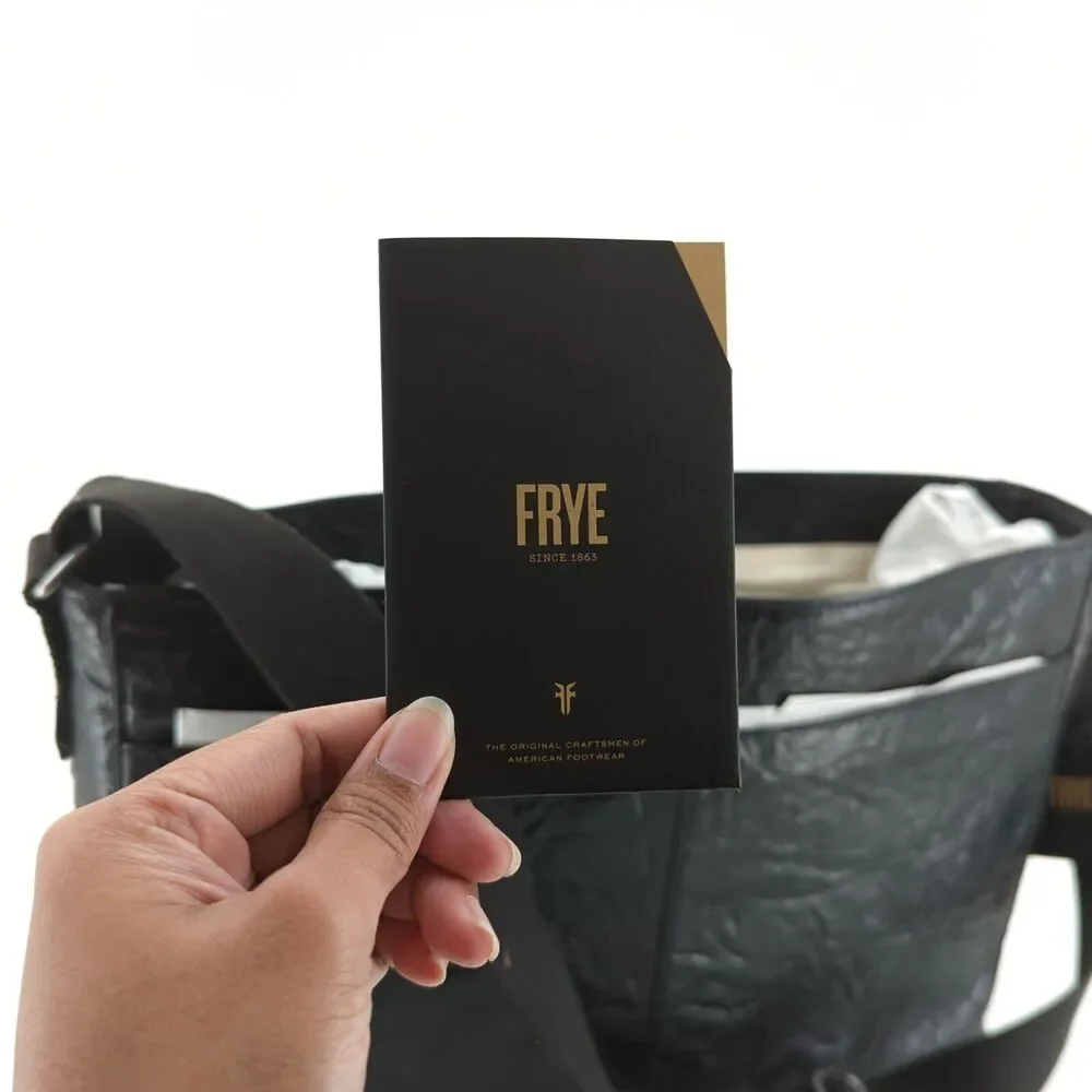 FRYE Black Crinkle Leather Large Crossbody Messenger Bag School DB0525 NEW